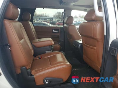 Zdjęcie 11 z 13 samochodu: 2010 TOYOTA SEQUOIA PLATINUM VIN:5TDDW5G17AS027111 - miniatura