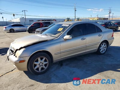 2001 MERCEDES-BENZ C 240 WDBRF61J61F089747 - główne zdjęcie licytacji z USA - miniatura