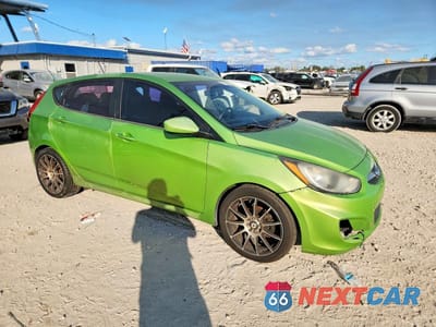 Czwarte zdjęcie samochodu z boku: 2012 HYUNDAI ACCENT GS VIN:KMHCT5AE1CU027261 - miniatura