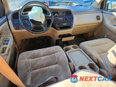 Zdjęcie 8 z 13 samochodu: 2004 HONDA ODYSSEY EX VIN:5FNRL18644B024788 - miniatura