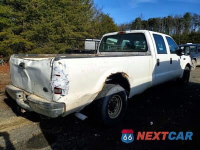 Trzecie zdjęcie samochodu z tyłu: 2004 FORD F350 SRW SUPER DUTY VIN:1FTSW30LX4EC71773 - miniatura