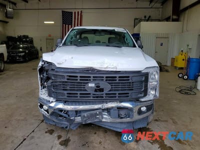 Piąte zdjęcie samochodu w środku: 2023 FORD F250 SUPER DUTY SUPER DUTY VIN:1FT7W2BT5PEE05543 - miniatura