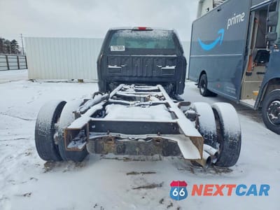 Zdjęcie 6 z 12 samochodu: 2018 FORD F450 SUPER DUTY TRUCK CAB AND CHASSIS VIN:1FD0W4HT9JEC13890 - miniatura