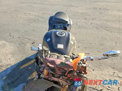 Piąte zdjęcie samochodu w środku: 2009 SUZUKI GSX1300 R VIN:JS1GX72A092103956 - miniatura