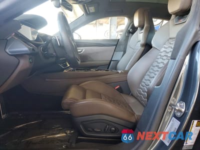 Zdjęcie 7 z 12 samochodu: 2024 AUDI RS E-TRON GT VIN:WAUBHBFW1R7900657 - miniatura