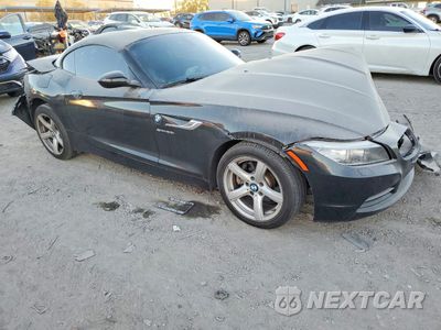 Czwarte zdjęcie samochodu z boku: 2015 BMW Z4 SDRIVE28I VIN:WBALL5C5XFP556841 - miniatura