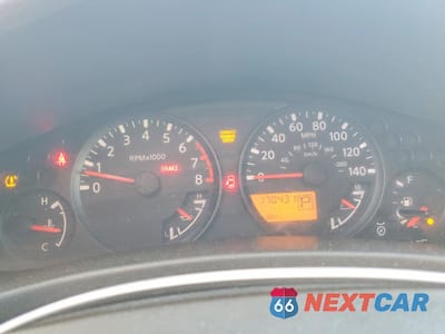 Zdjęcie 9 z 12 samochodu: 2005 NISSAN FRONTIER KING CAB LE VIN:1N6AD06U45C403470 - miniatura