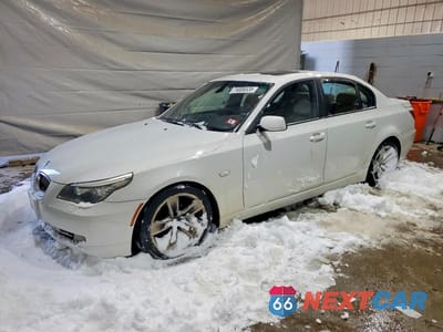 2008 BMW 528 I WBANU53578CT14914 - główne zdjęcie licytacji z USA - miniatura