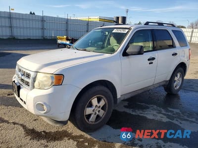 2011 FORD ESCAPE XLT 1FMCU9D7XBKB34403 - główne zdjęcie licytacji z USA - miniatura