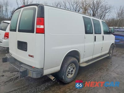Trzecie zdjęcie samochodu z tyłu: 2017 GMC SAVANA G2500 VIN:1GTW7AFFXH1904189 - miniatura