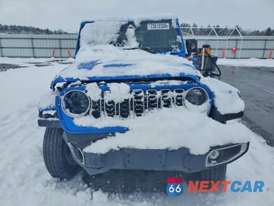 Piąte zdjęcie samochodu w środku: 2025 JEEP WRANGLER SAHARA VIN:1C4PJXEG7SW582642 - miniatura