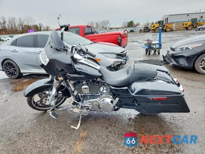 Trzecie zdjęcie samochodu z tyłu: 2015 HARLEY-DAVIDSON FLHXS STREET GLIDE SPECIAL VIN:1HD1KRM16FB702275 - miniatura