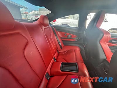 Zdjęcie 6 z 15 samochodu: 2015 BMW M4 VIN:WBS3R9C50FK332153 - miniatura