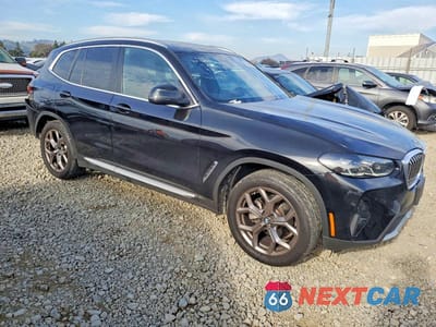 Czwarte zdjęcie samochodu z boku: 2022 BMW X3 XDRIVE30I VIN:5UX53DP0XN9M66160 - miniatura