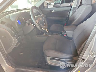 Zdjęcie 7 z 13 samochodu: 2012 HYUNDAI ELANTRA TOURING GLS VIN:KMHDC8AE3CU140277 - miniatura
