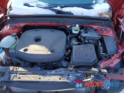 Zdjęcie 12 z 14 samochodu: 2022 VOLVO XC40 T5 R-DESIGN VIN:YV4162UM9N2789527 - miniatura