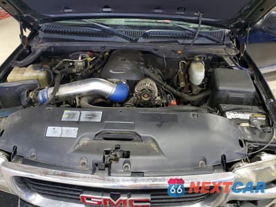 Zdjęcie 12 z 13 samochodu: 2005 GMC YUKON VIN:1GKEK13TX5R175116 - miniatura