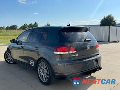 Trzecie zdjęcie samochodu z tyłu: 2013 VOLKSWAGEN GTI VIN:WVWHD7AJ4DW123732 - miniatura