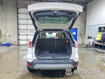 Zdjęcie 6 z 14 samochodu: 2016 FORD ESCAPE TITANIUM VIN:1FMCU9J97GUB18189 - miniatura