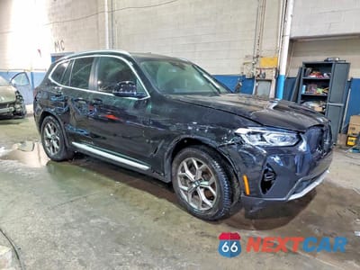 Czwarte zdjęcie samochodu z boku: 2022 BMW X3 XDRIVE30I VIN:5UX53DP08N9K32101 - miniatura