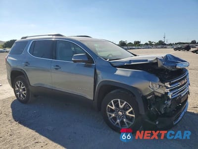 Czwarte zdjęcie samochodu z boku: 2023 GMC ACADIA SLT VIN:1GKKNMLS3PZ260904 - miniatura