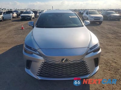 Piąte zdjęcie samochodu w środku: 2023 LEXUS RX 350 PREMIUM VIN:JTJCHMAA1P2005546 - miniatura