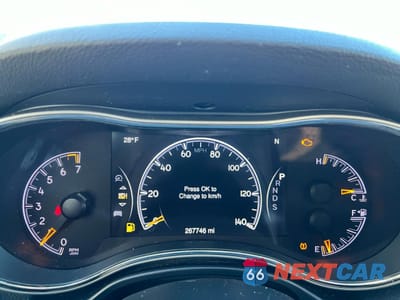 Zdjęcie 8 z 12 samochodu: 2015 JEEP GRAND CHEROKEE LIMITED VIN:1C4RJFBG1FC632000 - miniatura