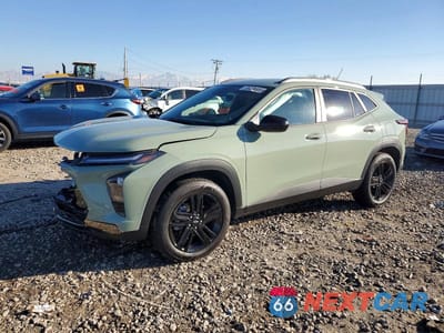 2025 CHEVROLET TRAX ACTIV KL77LKEP8SC323461 - główne zdjęcie licytacji z USA - miniatura