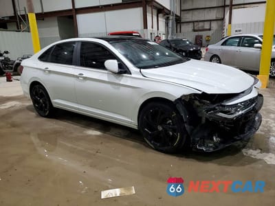 Czwarte zdjęcie samochodu z boku: 2025 VOLKSWAGEN JETTA SE VIN:3VW7X7BUXSM045866 - miniatura