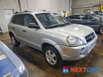 Czwarte zdjęcie samochodu z boku: 2008 HYUNDAI TUCSON GLS VIN:KM8JM12B48U706918 - miniatura