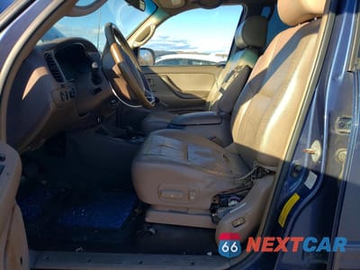 Zdjęcie 7 z 13 samochodu: 2004 TOYOTA SEQUOIA SR5 VIN:5TDBT44A24S226652 - miniatura