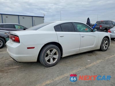 Trzecie zdjęcie samochodu z tyłu: 2011 DODGE CHARGER VIN:2B3CL3CG2BH518478 - miniatura