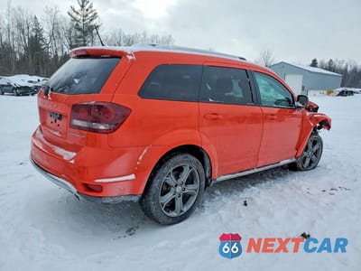 Trzecie zdjęcie samochodu z tyłu: 2018 DODGE JOURNEY CROSSROAD VIN:3C4PDDGG6JT189531 - miniatura