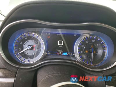 Zdjęcie 9 z 12 samochodu: 2018 CHRYSLER 300 LIMITED VIN:2C3CCAEG1JH153990 - miniatura