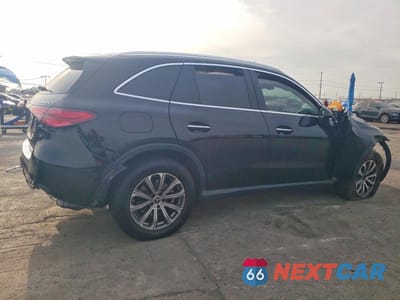 Trzecie zdjęcie samochodu z tyłu: 2023 MERCEDES-BENZ GLC 300 4MATIC VIN:W1NKM4HB7PF027819 - miniatura