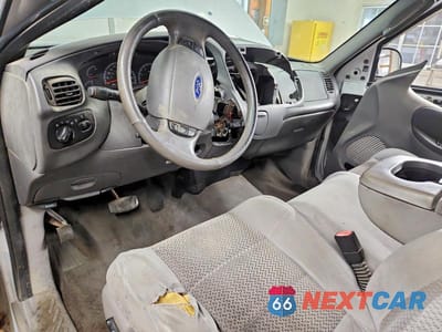Zdjęcie 8 z 13 samochodu: 2003 FORD F150 VIN:2FTRX18L93CA15858 - miniatura