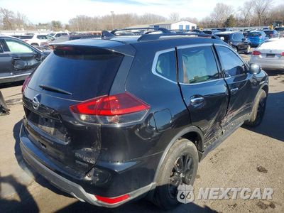 Trzecie zdjęcie samochodu z tyłu: 2018 NISSAN ROGUE S VIN:5N1AT2MVXJC812382 - miniatura