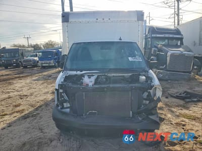 Piąte zdjęcie samochodu w środku: 2022 GMC SAVANA CUT - Box Truck VIN:7GZ37TC75NN010524 - miniatura