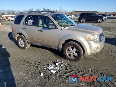 Czwarte zdjęcie samochodu z boku: 2012 FORD ESCAPE XLT VIN:1FMCU9DG4CKC59849 - miniatura