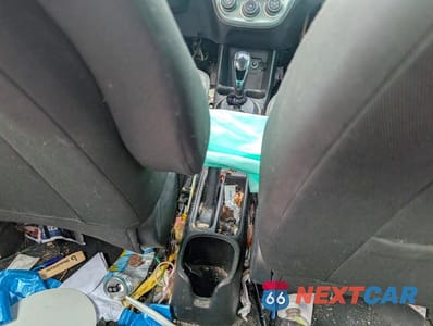 Zdjęcie 8 z 11 samochodu: 2019 CHEVROLET SPARK 1LT VIN:KL8CD6SA6KC727521 - miniatura