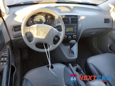 Zdjęcie 8 z 13 samochodu: 2009 HYUNDAI TUCSON GLS VIN:KM8JM12B69U005332 - miniatura