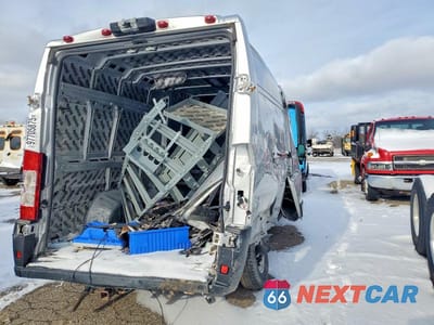 Zdjęcie 9 z 10 samochodu: 2019 RAM PROMASTER 3500 DELIVERY VAN VIN:3C6URVJG0KE565298 - miniatura