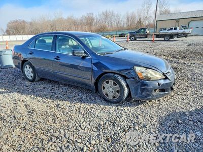 Czwarte zdjęcie samochodu z boku: 2007 HONDA ACCORD LX VIN:JHMCM56477C023467 - miniatura