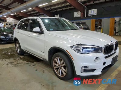 Czwarte zdjęcie samochodu z boku: 2015 BMW X5 XDRIVE35I VIN:5UXKR0C59F0K70292 - miniatura