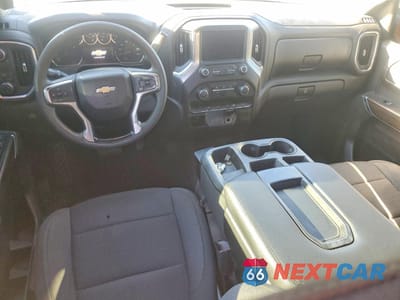 Zdjęcie 8 z 12 samochodu: 2020 CHEVROLET SILVERADO C1500 LT VIN:1GCRWCED2LZ155233 - miniatura