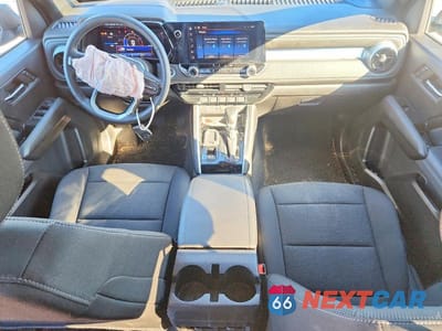 Zdjęcie 8 z 13 samochodu: 2024 CHEVROLET COLORADO LT VIN:1GCPSCEK4R1229793 - miniatura