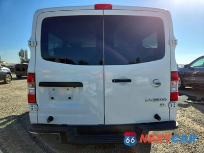 Zdjęcie 6 z 13 samochodu: 2017 NISSAN NV 3500 S VIN:5BZAF0AA8HN851357 - miniatura