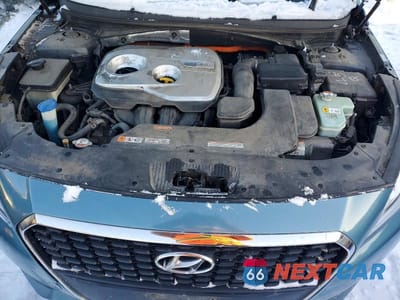 Zdjęcie 11 z 12 samochodu: 2016 HYUNDAI SONATA HYBRID VIN:KMHE24L16GA012911 - miniatura