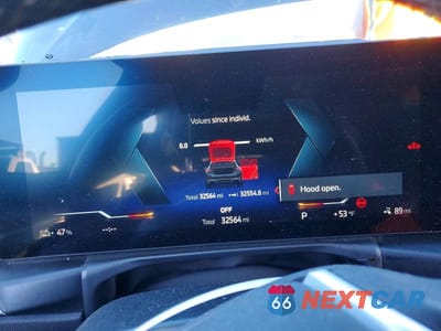 Zdjęcie 9 z 13 samochodu: 2024 BMW I4 EDRIVE 35 VIN:WBY43AW0XRFS86390 - miniatura