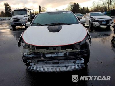 Piąte zdjęcie samochodu w środku: 2017 NISSAN SENTRA S VIN:3N1AB7AP7HY314705 - miniatura